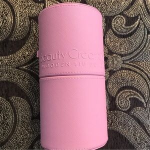 listing-status-banner